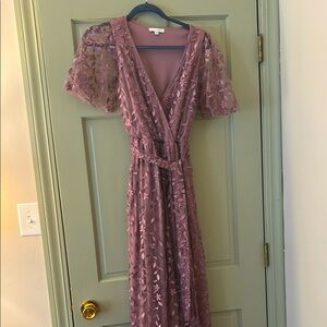 Elegant Mauve Lace Maxi Gown